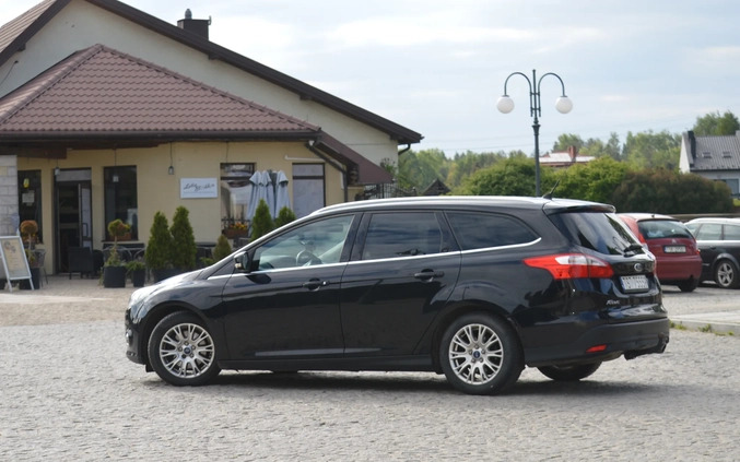 Ford Focus cena 27800 przebieg: 282100, rok produkcji 2011 z Wąchock małe 562